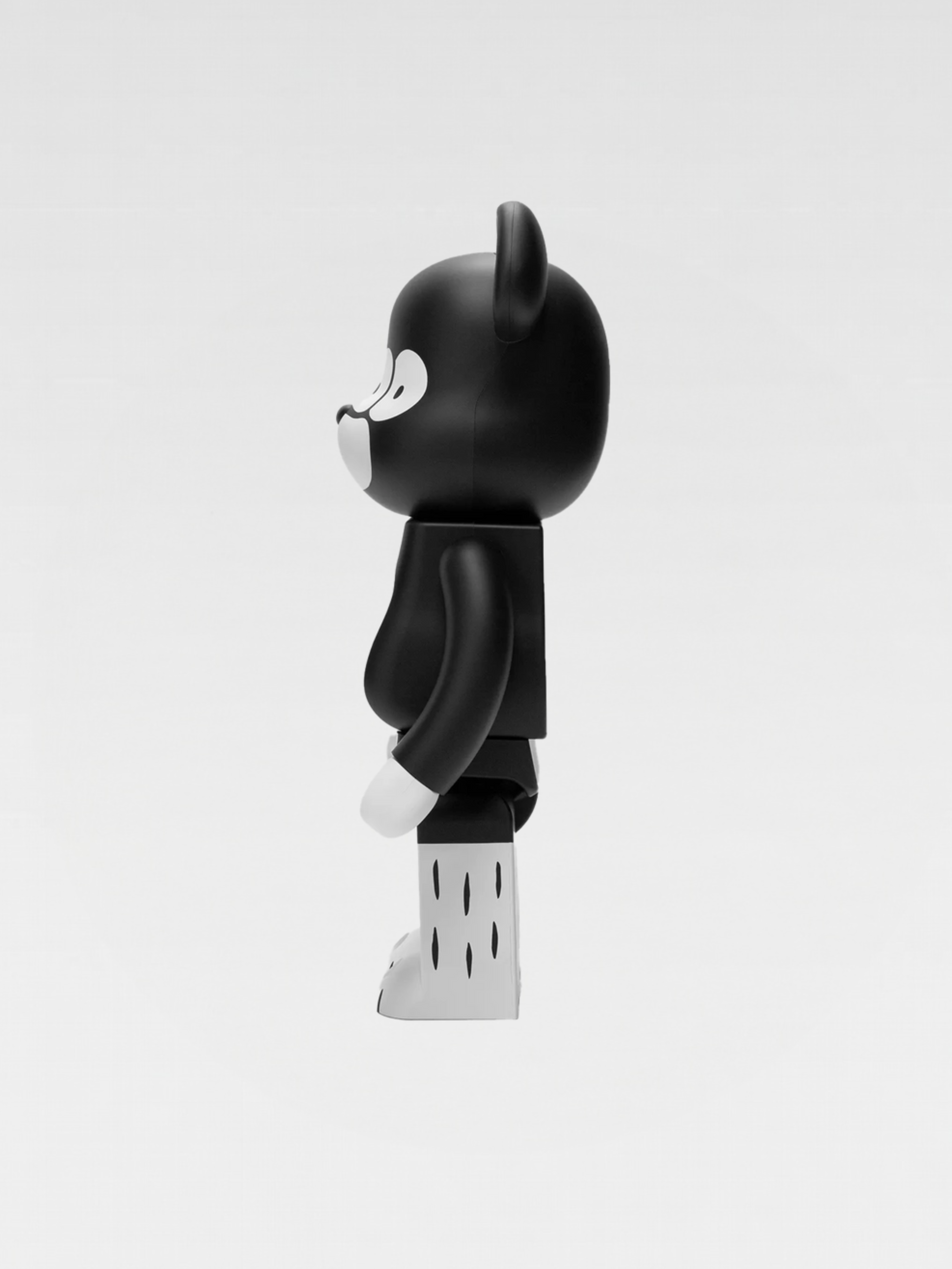 Medicom Bearbrick Matthew By Bridge Ship House 1000%
