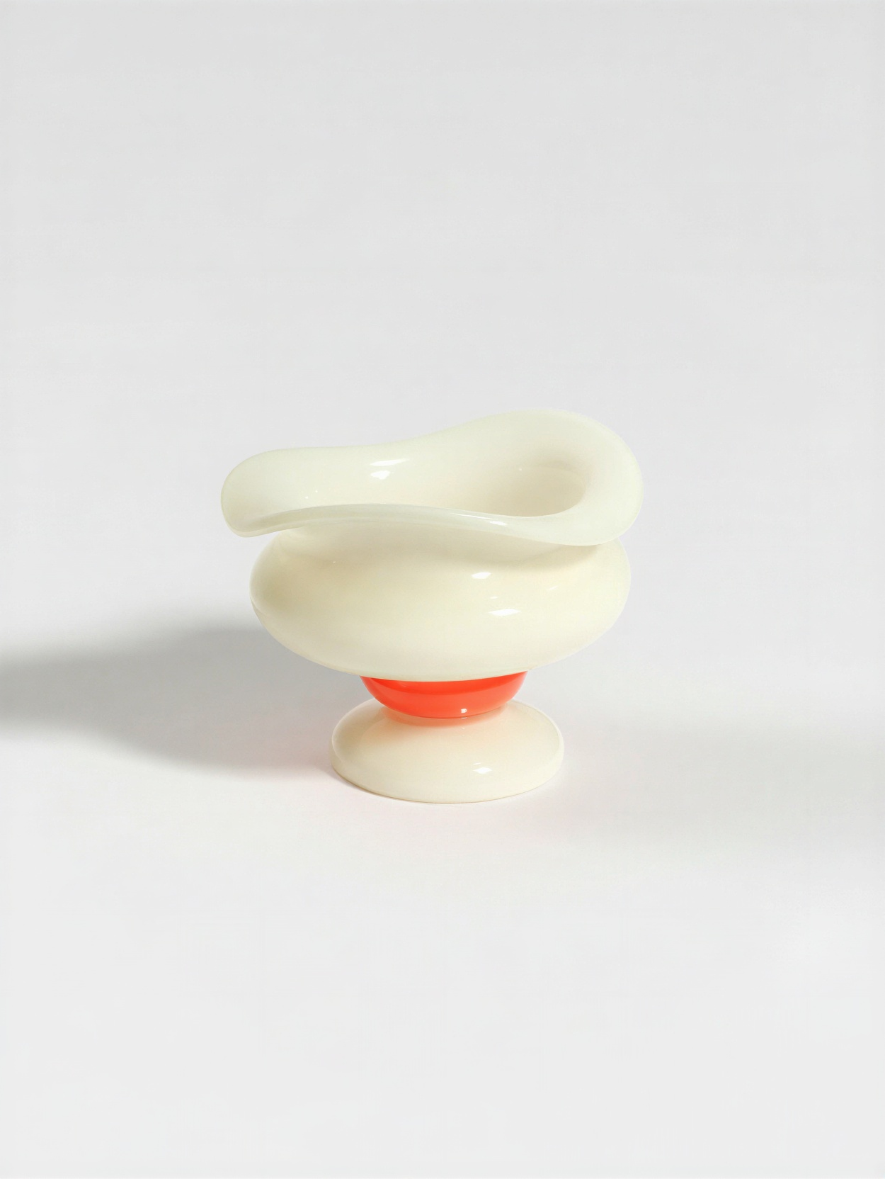 Helle Mardahl The Basin | Coconut ~ Grapefruit ~ Coconut